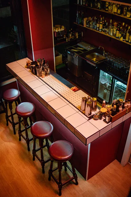 Frágil Cocktail Bar