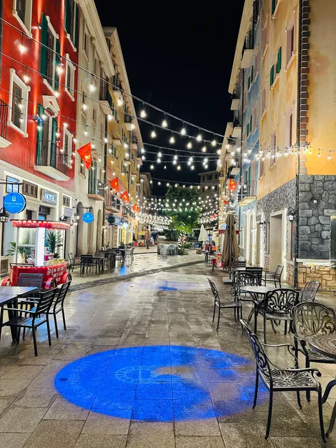 Sorrento Night Street