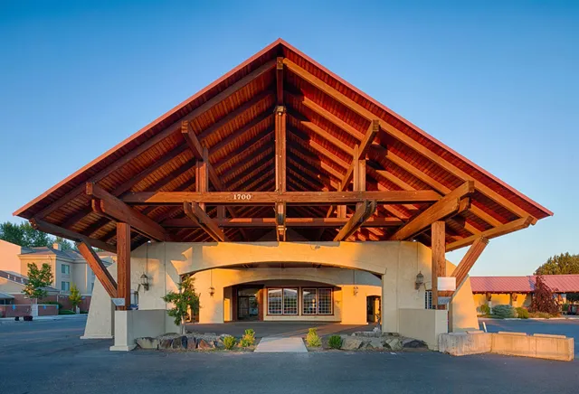 Red Lion Hotel & Conference Center Ellensburg