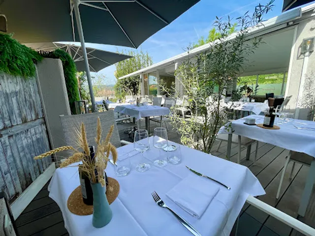 Le Romarin - Restaurant provençal contemporain - Cuisine maison - Viandes de bœuf premium