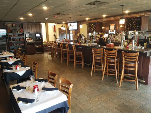 The Hollow Bistro & Brew