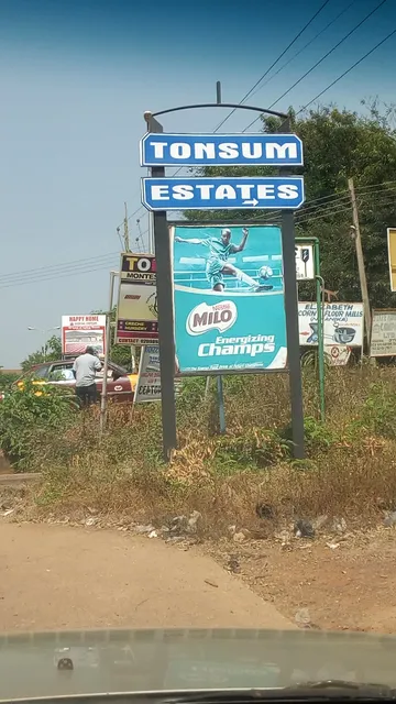 Sunyani, Tonsuom estate
