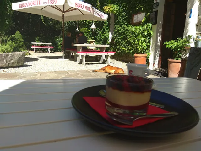 Grotto Al Mater Restaurant