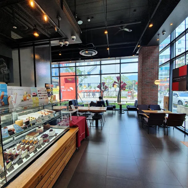 투썸플레이스 - 창원용호점