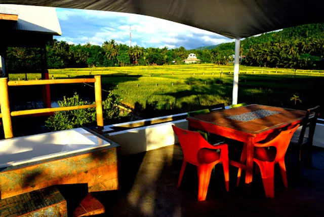 Guerrera restaurant and Rice Paddy Villas