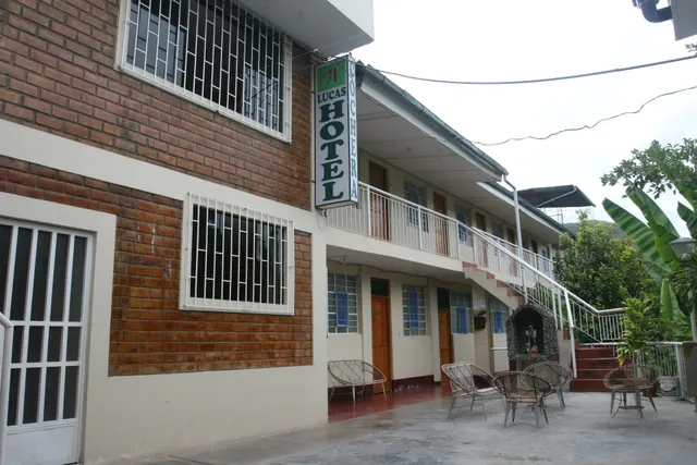 Hotel & Tours Lucas