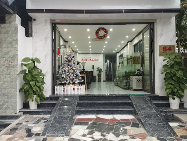 Nhà hàng quang minh