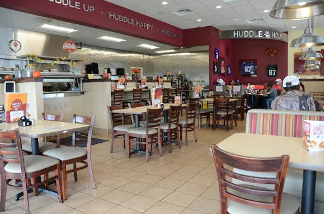 Huddle House