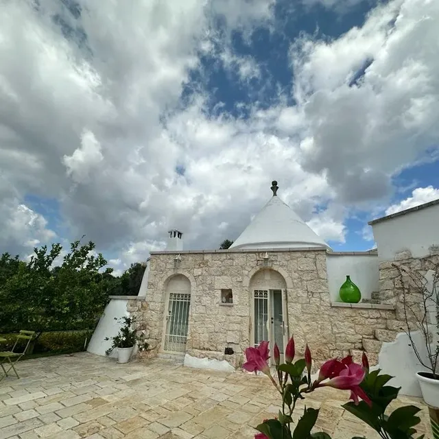 TRULLO DEI SOGNI con Giardino, Jacuzzi e Piscina privata