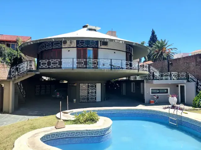 Hospedaje La Redonda