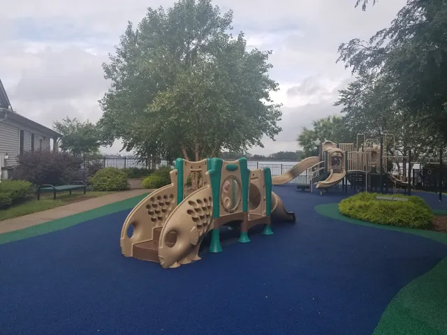 Society Hill at Droyer's Point