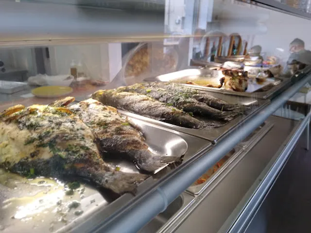 Licciardello fish away