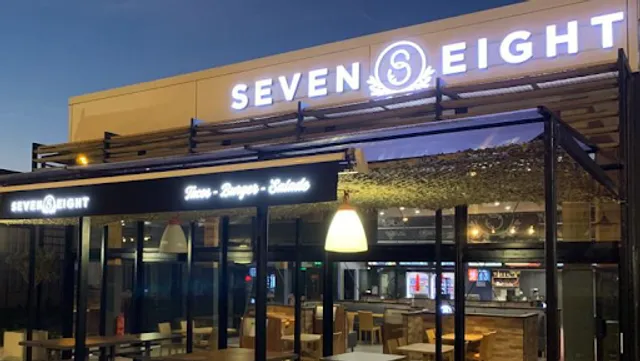 LE SEVEN EIGHT - (TACOS BURGER SALADE)