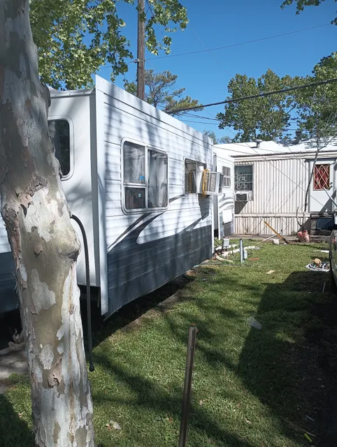 Van Manor Mobile Home & RV Park