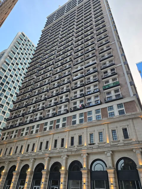 Halo Sunday, Empire City Damansara