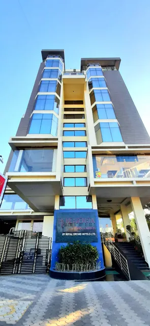 HOTEL LARICA HOLIDAY INN