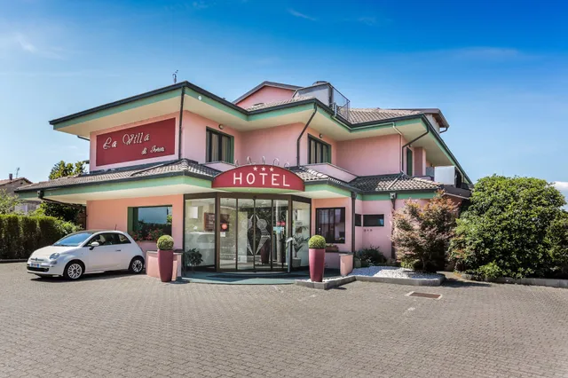 La Villa, Sure Hotel Collection by Best Western