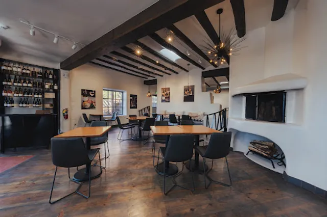 VARA Santa Fe Tasting Room