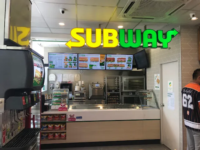 Subway Bandar Baru Salak Tinggi