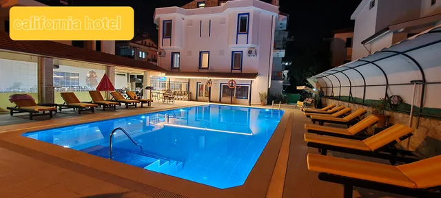 California Apart Hotel