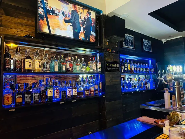 Capone’s Chicago Pizza and Beer