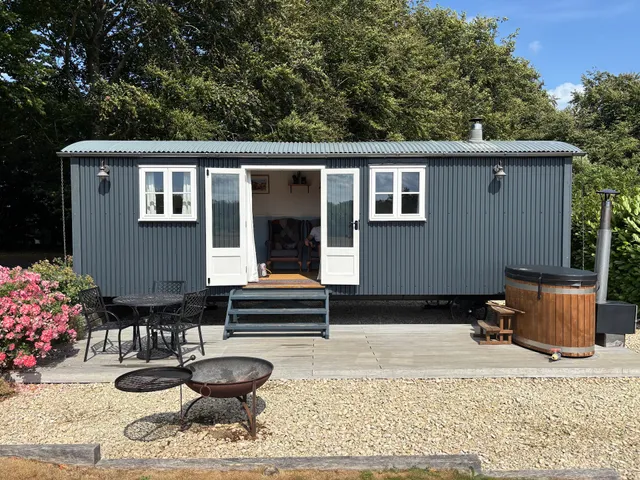Westwell Downs Shepherd Huts Ltd
