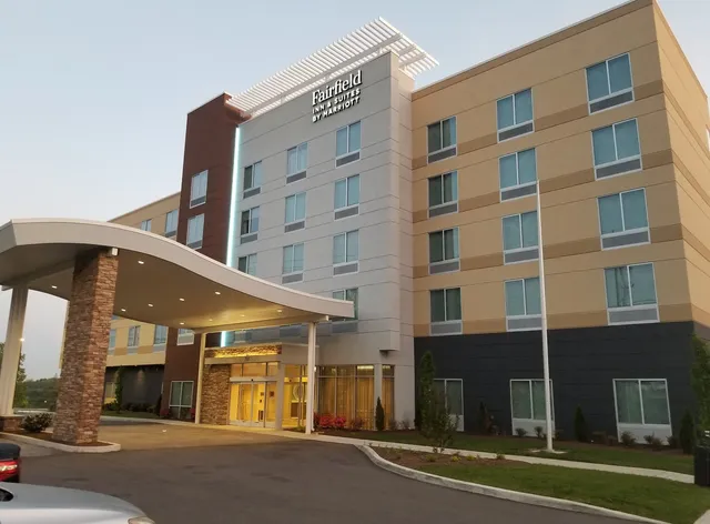 Fairfield by Marriott Inn & Suites Nashville Airport