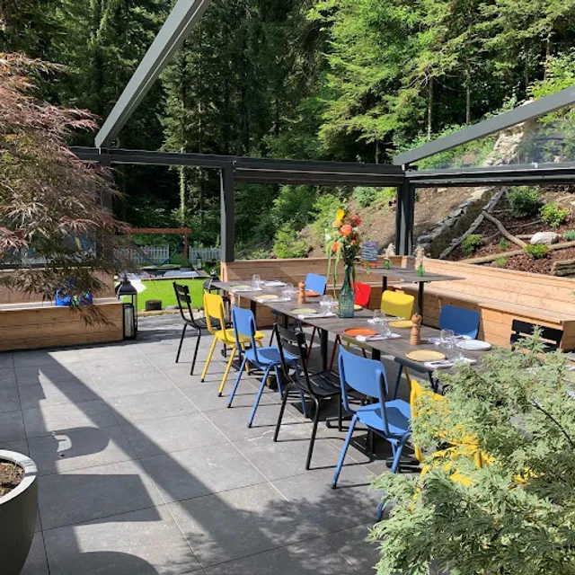 The Hungry Yogi café