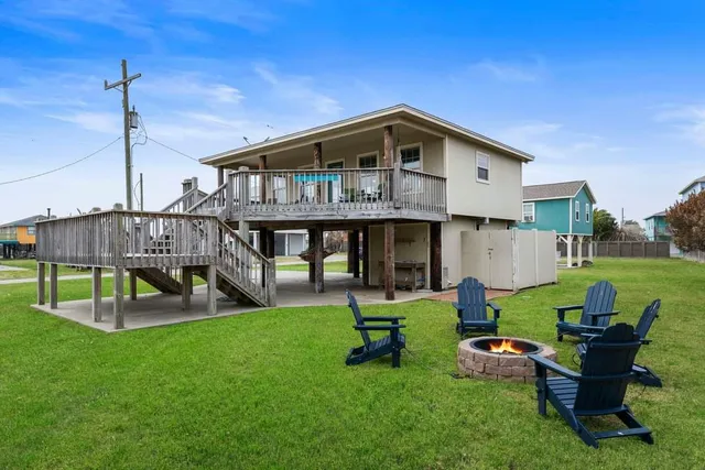 Salty Seahorse Studio - Bolivar