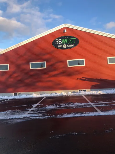38 West Pub & Grille