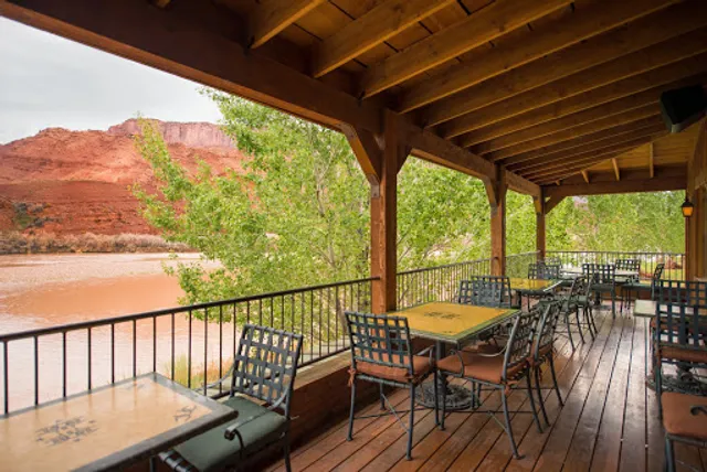 River Grill Restaurant