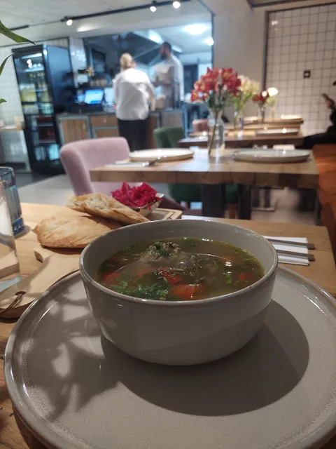 სუპების სამზარეულო/Soup Kitchen/Суповая кухня в Тбилиси