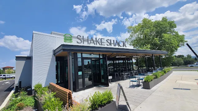 Shake Shack Lehigh Valley Mall