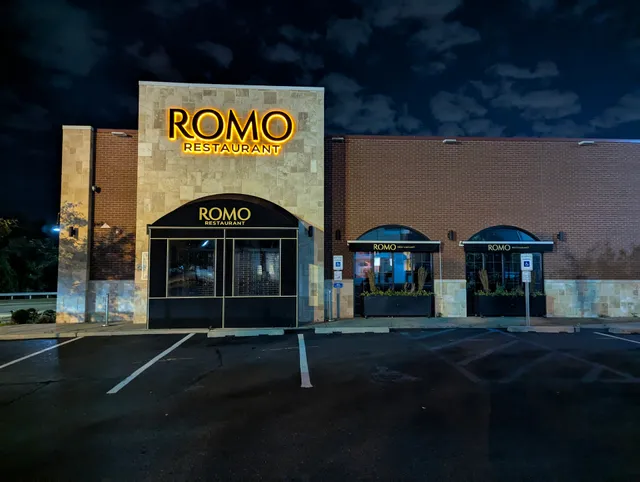Romo Restaurant