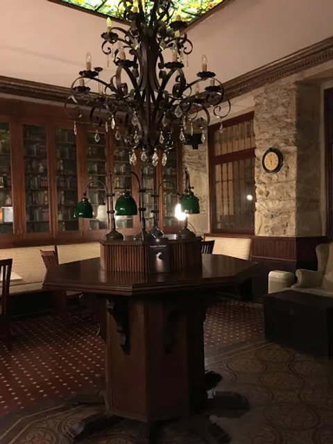 Café - Pub La biblioteca