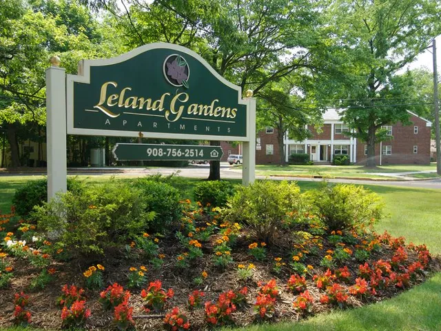 Leland Gardens Apartments