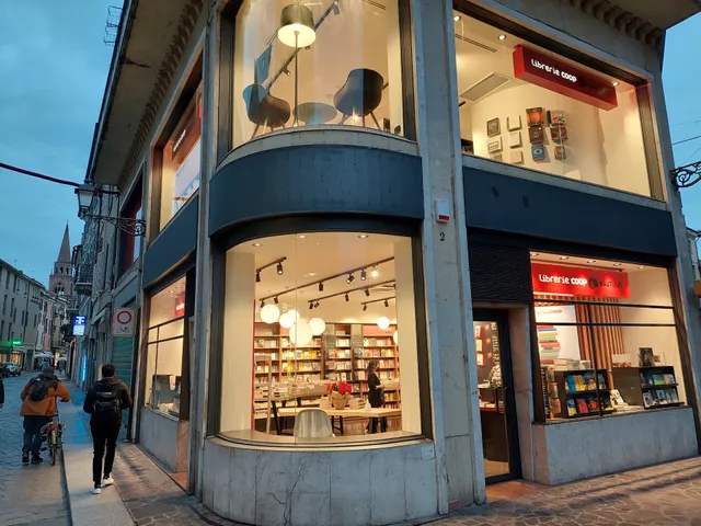 Librerie.Coop Mantova
