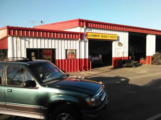 Les Schwab Tire Center