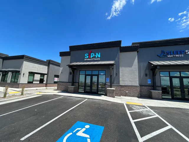 Sip-N Drinks & Treats