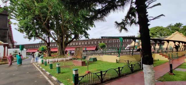 OYO Four Seasons Villa