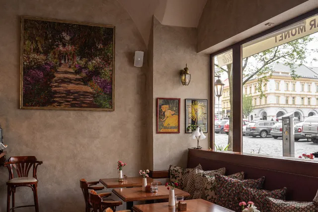Bar Cafe Monet