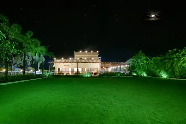 97 Royal Vista, Lonavala