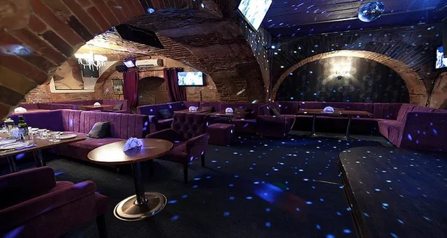 Караоке-клуб Мост