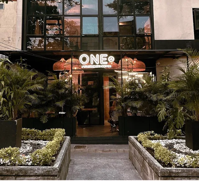 One Apartment Jacuzzi Apartments