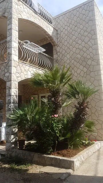 Apartments Vini And Ivana