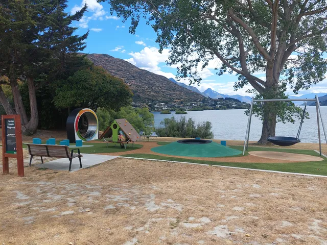 Frankton Beach Playground