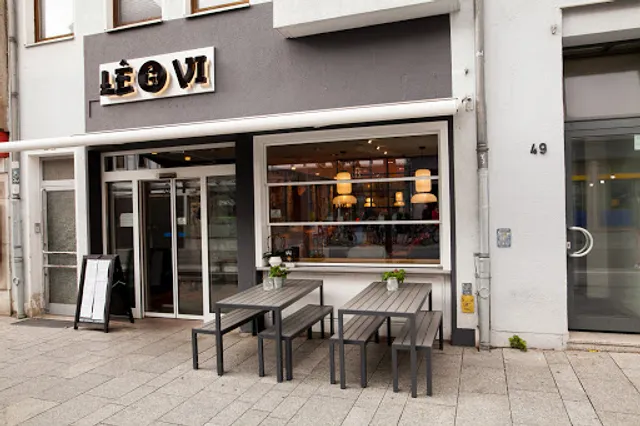 Lê & Vi Asian Street Kitchen