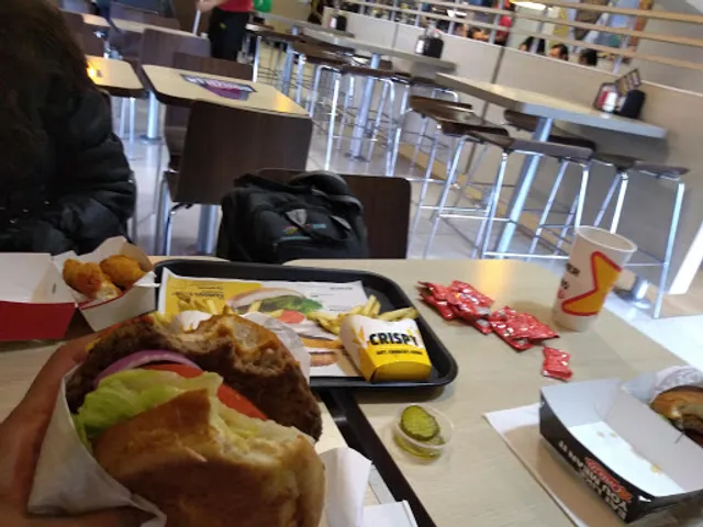 Carl's Jr.
