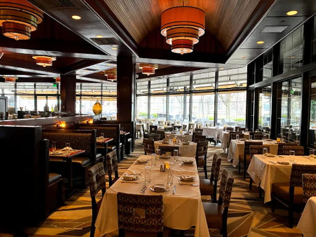 McCormick & Schmick's Seafood & Steaks