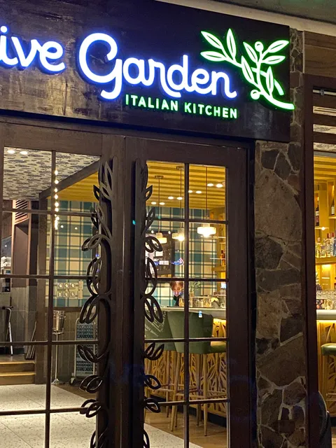 Olive Garden - The Verve, BGC Taguig